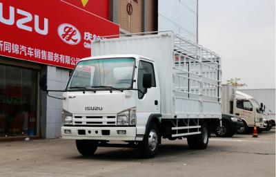 China HW76 Cab Euro II Small Cargo Truck 8x4 4x2 300l Fuel Tanker Capacity Multi Color for sale