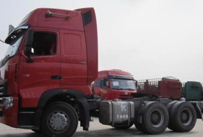 China SINO HOWO Bramd A7 6*4 420HP Semi Trailer Tractor Truck With Powerful Diesel Engine for sale