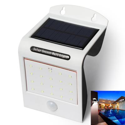 China Mini luz solar à prova de intempéries exterior brilhante SMD 2835*20Pcs da segurança do detector de movimento à venda