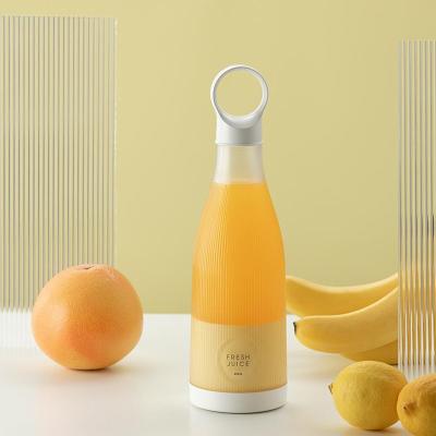 China Portable Wireless Car Blender 450ML USB Rechargeable Juicer Cup Fruit Blender Smoothie Juicer Blender for sale