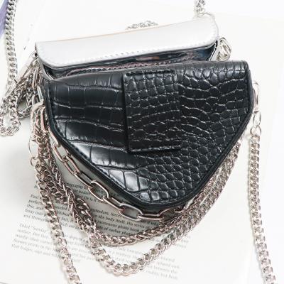 China Other European and American triangular mini shoulder bag cross - body chain crocodile pattern women's waist bag for sale