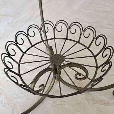 China Simple indoor creative flower pot rack iron display plant rack floor multi-layer plant shelf for sale