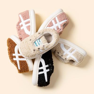 China Autumn And Winter Home Warm Sale Fashion Trend Winter Shoes New Cotton Warm Slippers Kids Non-slip Plush Couple Cotton Shoes for sale