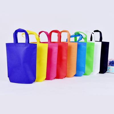 China Customized Reusable Bags Handled PP Custom PP Nonwoven Spunbond Nonwoven For Bags for sale