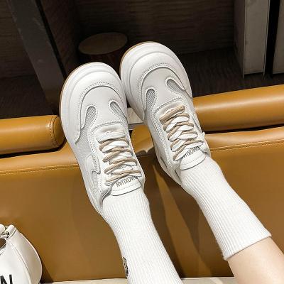 China Safety White Women's Breathable Summer Sneakers Fashion Trend Increase Mesh Upper Streetwear Casual Shoes for sale