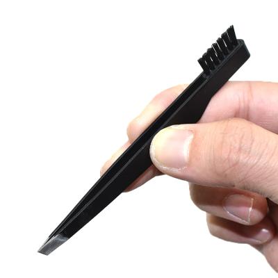 China Durable High Quality OEM Label Stainless Steel Tweezers With Brush Eyebrow Clip for sale