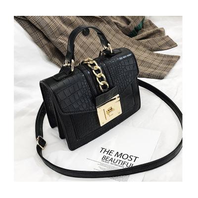 China New Fashion Hot Selling Women's Luxury Handbag PU Leather Small Shoulder Bag for sale