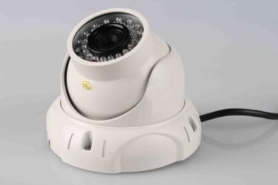 China lux bajo a prueba de vandalismo 960P 1.3MP de la cámara de la bóveda del CCTV de la distancia AHD de los 30M IR en venta