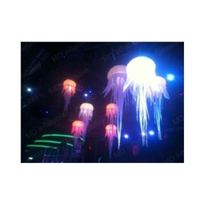 China 2022 Hot Selling Oxford Cloth Led Inflatable Jellyfish, Light Weight Color Changing Jellyfish For Event Decoration for sale