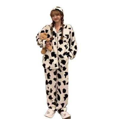 China Keep the new winter flannel pajamas, cow pattern, warm women's Korean sleepwear for sale