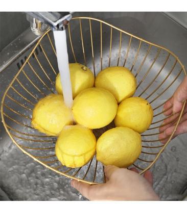 China Modern Nordic Style Iron Art Fruit Plate Home Modern Drain Fruit Snack Basket for sale