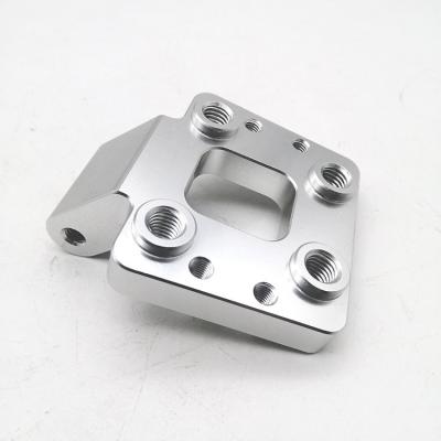 China Revestimiento de titanio en componentes mecanizados CNC de acero inoxidable en venta