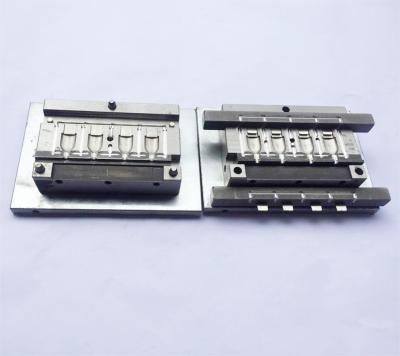 China PA66+GF30 Plastic Precision Connector Housing Molding Overmolding Injection Mold for sale