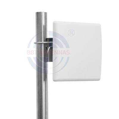 China Small Size 10dbi 868MHz 10m Wire Panel Antenna With Customized Requirement BBT-08PA10V065-190 for sale