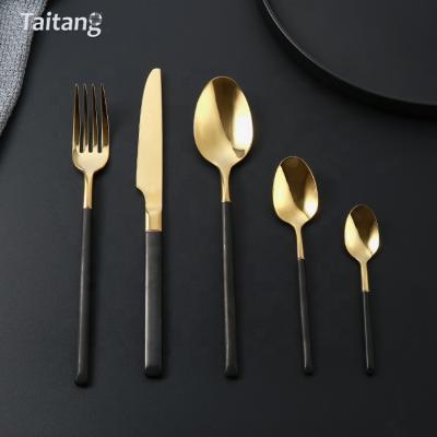 China Wholesale Restaurant Stainless Steel Gold Cutlery Set Wholesale Selling Knife Spoon Fork Sets Dinnerware Set Gold Flatware for sale