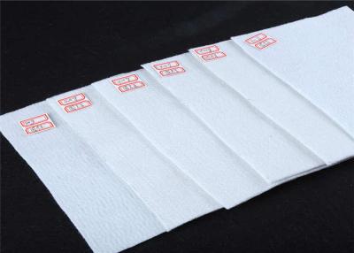 Chine Long tissu non tissé de géotextile de la fibre 5.0mm pour la séparation de sol à vendre