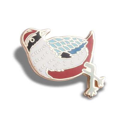 China Promotional Gifts Hard Enamel Animal Metal Pin Badge With Butterfly Clasp Gold Pin Custom Bird Shape Rose for sale