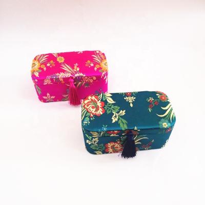 China Customized Wholesale Unique Design Fashion Leather Jewelry Packaging Display Jewelery Organizer With Full Flowers Print for sale