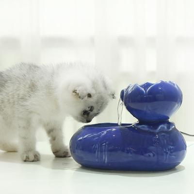 China Lotus Cat Water Fountain Automatic Ceramic Drinking Station for Pets for sale