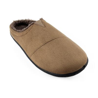 China Custom Made Warm Indoor Outdoor Winter Faux Suede Anti-skid Cow Fur Upper Lining House Slippers For Men for sale