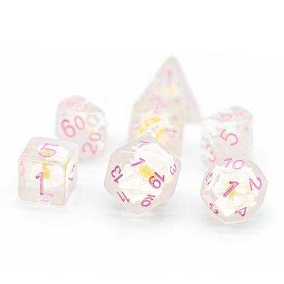 China Resin Udixi DND RPG Polyhedral Dungeons and Dragons Resin Carve With Resin Flower Blank for sale