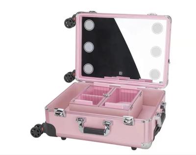 China Convenient Aluminum Cosmetic Lamp Box Makeup Case With LED Lighted Mirror for sale