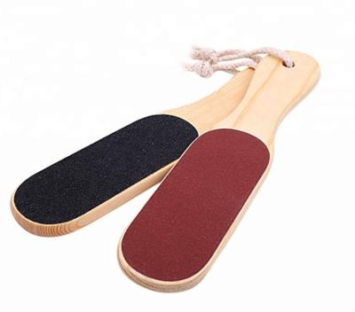 China Durable Wholesale Eco-friendly Non-toxic Wooden Handle Callus Remover Pedicure Foot Rasp Pedicure Rasp Foot Rasp for sale