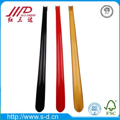 China 57cm Long Soft Plastic Fancy Horn Shoe Custom Logo Shoe Aid With Dressing Stick for sale