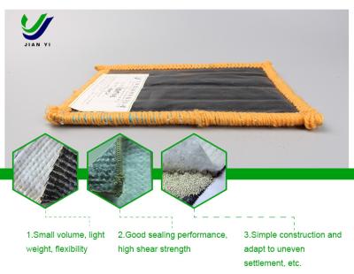 China Waterproof Bentonite Geosynthetic Clay Liner For Reservoirs And Channels for sale