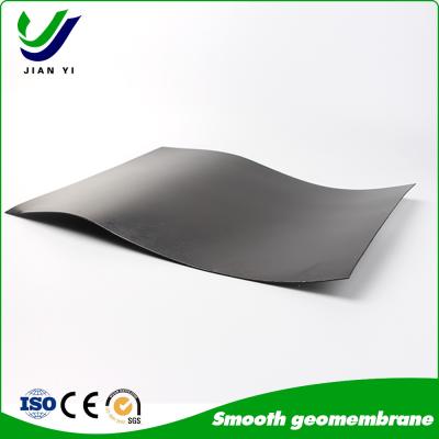 Chine Géomembrane imperméable en HDPE lisse pour décharges et égouts à vendre