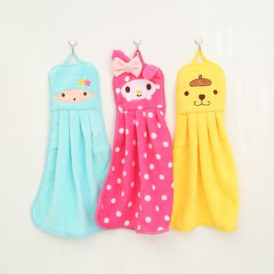 China Cute Compressed Towel Wholesale Kitchen Flannel Coral Fleece Polyester Decorative Hanging Hand Towel With Loop for sale