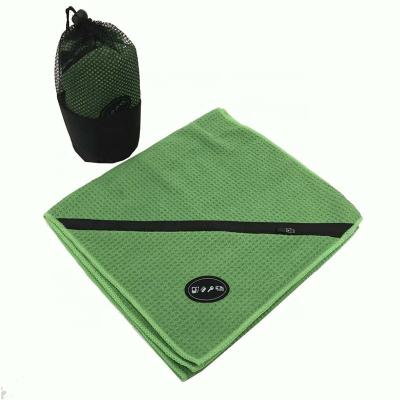 China Custom Microfiber/cotton waffle factory gym towel with zipper pocket golf towel with pocket sports towel with embroidery logo for sale