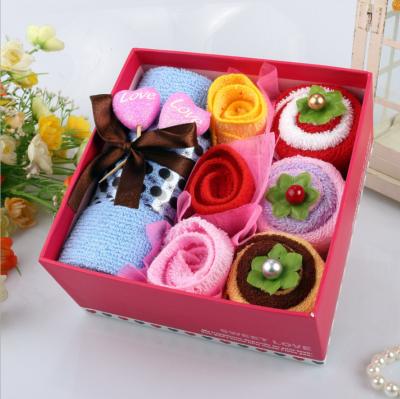 China Compressed Box Birthday Towel Cake Gift Basket Towel Cake Bottom Towel /Cake Towel Wedding Favor for sale