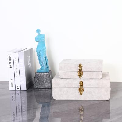 China Skin Best Selling Logo Rectangle Jewelry Box Luxury Customizable Jewelry Box for sale