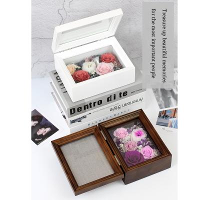 China Environmentally Friendly High Quality Wooden Preserved Flower Photo Frame For Valentine's Day Gift for sale