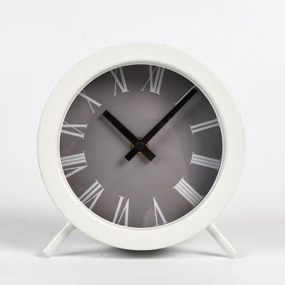 China Hot Sale Metal Desk Classic Table Clock Exquisite Decor Metal Clock For Table for sale