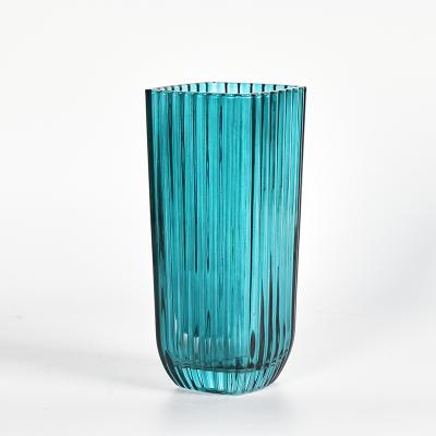 China Chinese wholesale modern home decorative colorful glass vase occasional for wedding for sale