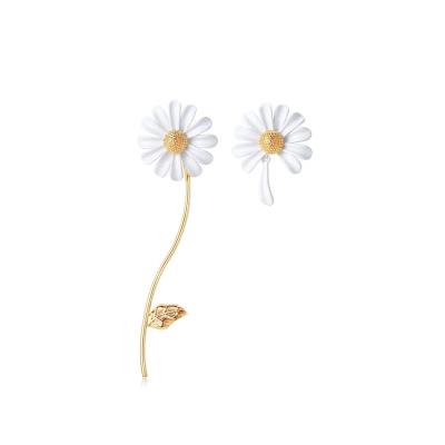 China Wholesale BOHEMIA Daisy Geometric Asymmetrical Earrings For Ladies for sale