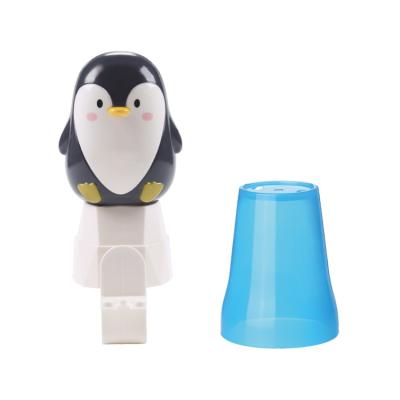 China High Quality Viable Baby Kids Cartoon Toothbrush Holder For Bathroom Kids Toothbrush Holder With Cover for sale