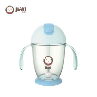 China Factory direct sale 300Ml pp silicone materials baby straw leak prevention bottle BPA free for drinking water for sale