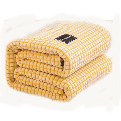 China Non-Toxic Soft Skin-Friendly Blankets Thicken Warm Siesta Coral Fleece Blankets Kids Blankets for sale