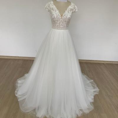 China Anti-wrinkle Ball Gown Wedding Bride Dress IvoryWomen Lace CLASSIC Body for sale