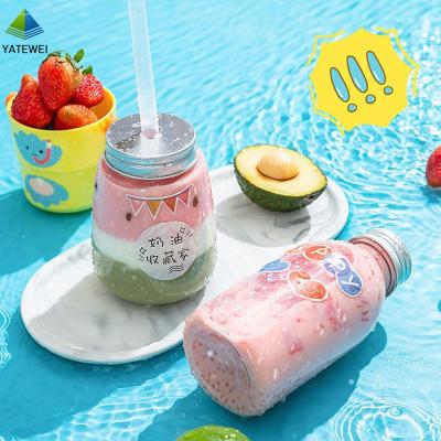 China Custom Cold Beverage Logo Printing 300ml 500ml Juice Square Boba Milk Tea Bottle With Plastic Visible Cap for sale