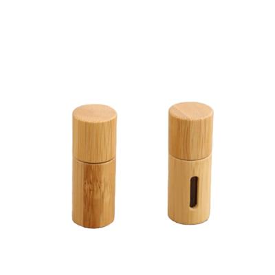 China Hot Selling Luxury 10ML Glass Bottle Roll On Bamboo Glass Essential Oil Bottle Roll On With Bamboo Lid for sale