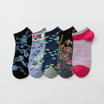 China Hot New Arrival QUICK DRY Factory Price Invisible Cheap Novelty Custom Sale Socks For Girl And Women Summer No Show Sock for sale