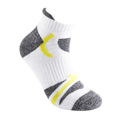 China Free Sample QUICK DRY Wholesale Sports Skate Ankle Sports Custom Logo Mens Sport Boots Casual Socks Bamboo Socks for sale