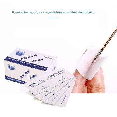 Cina ISO CE saturated alcohol swab gauze pad prep injection alcohol swab pad in vendita