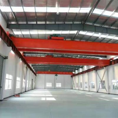 China Twin Beam Overhead Crane Machine QD Model 5 Ton Bridge Crane With Trolley Te koop