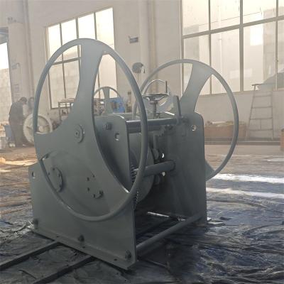 China Light Duty Boat  Worm Drive Hand Manual Winch With Automatic Brake for sale