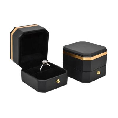 China Custom Logo Leather Gift Packaging Black Ring Box Jewelry Boxes Modern Luxury Factory Wholesale for sale